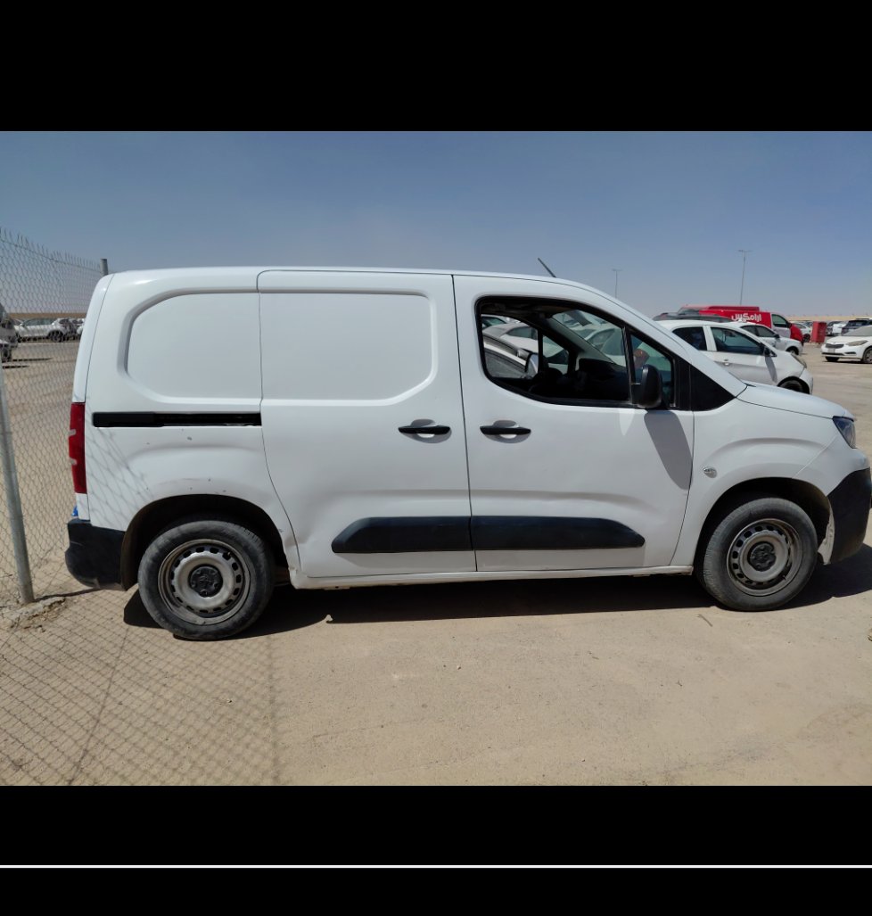 Peugeot  Partner  2022 image