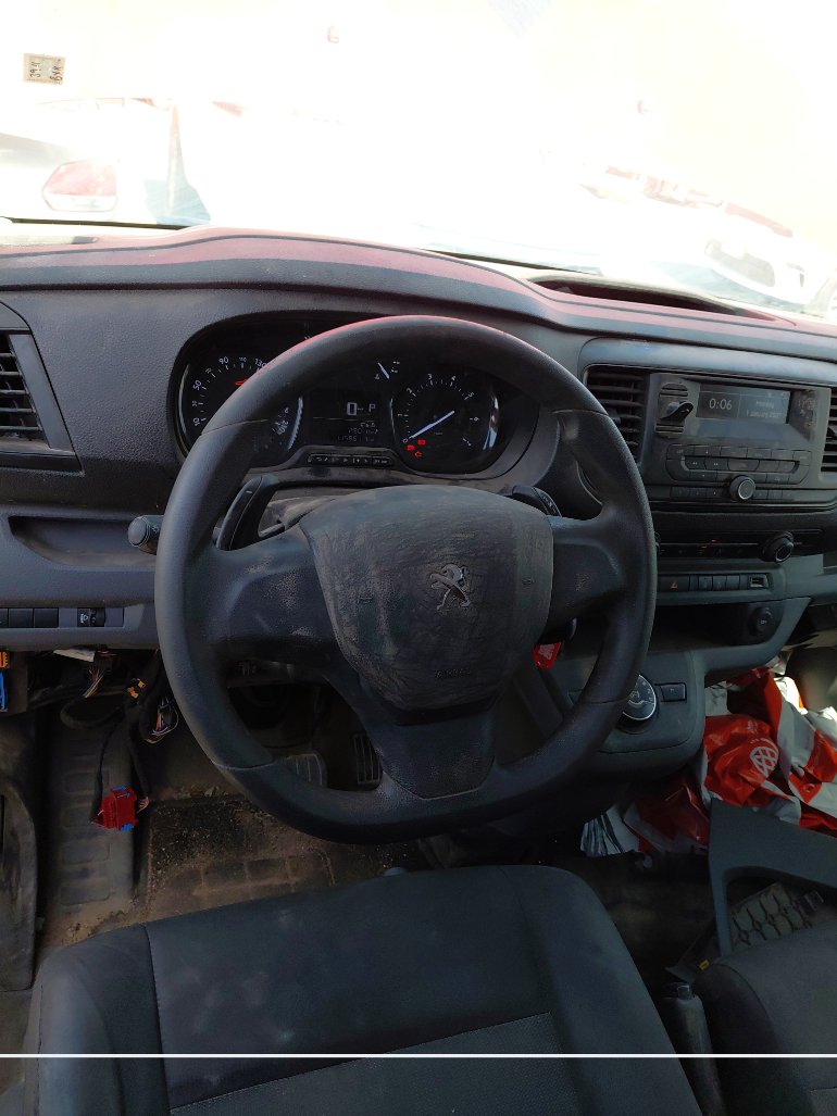 Peugeot  Expert Van  2023 image