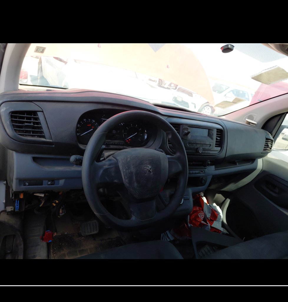 Peugeot  Expert Van  2023 image