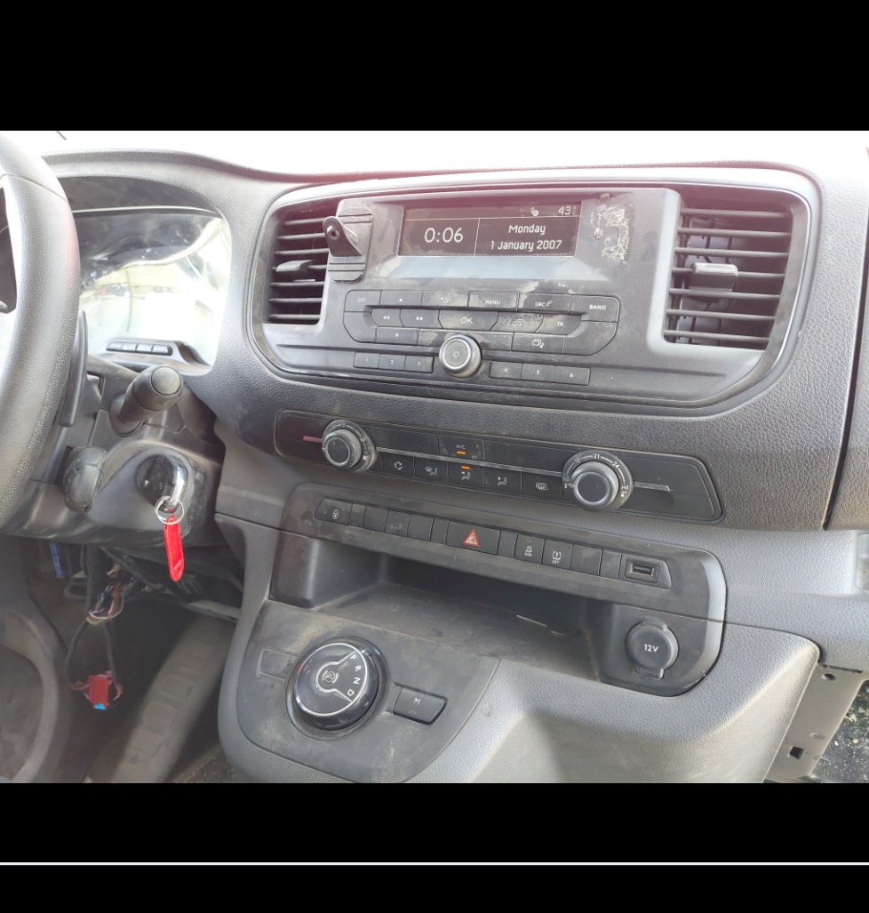 Peugeot  Expert Van  2023 image