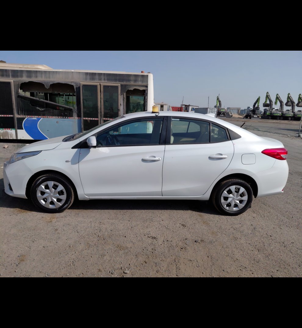 تويوتا يارس  2021 image