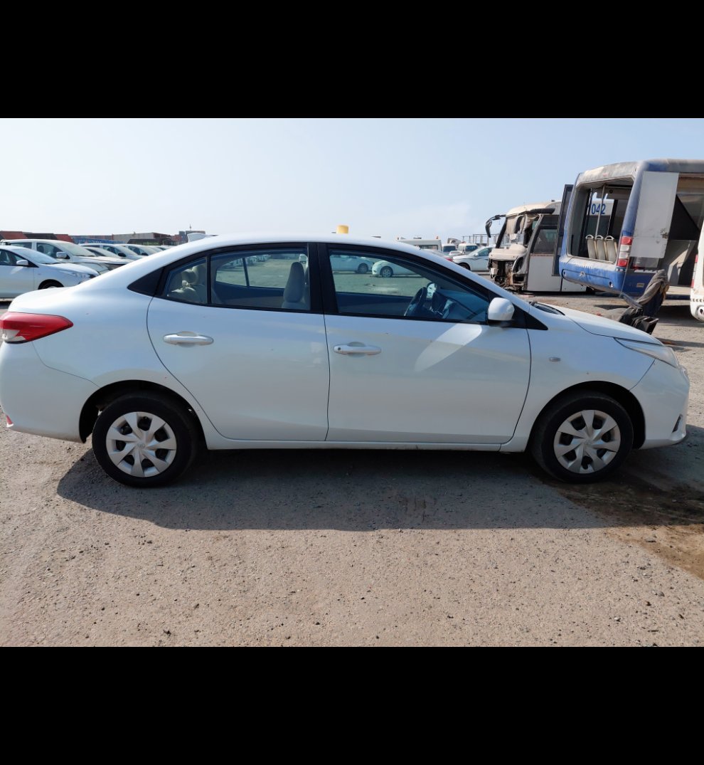 تويوتا يارس  2021 image