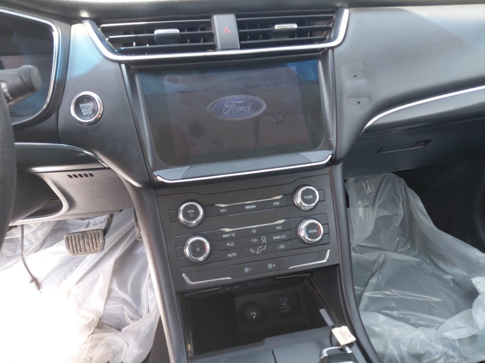 Ford Taurus  2020 image