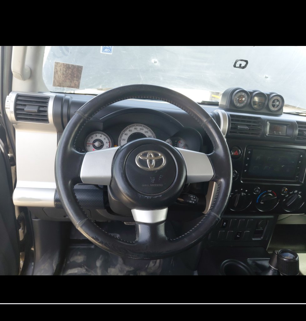 تويوتا إف جي كروزر  2022 image