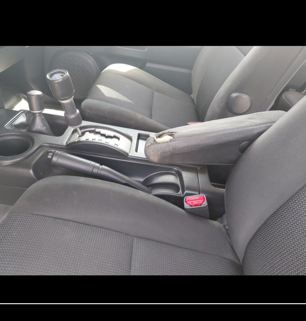 تويوتا إف جي كروزر  2022 image