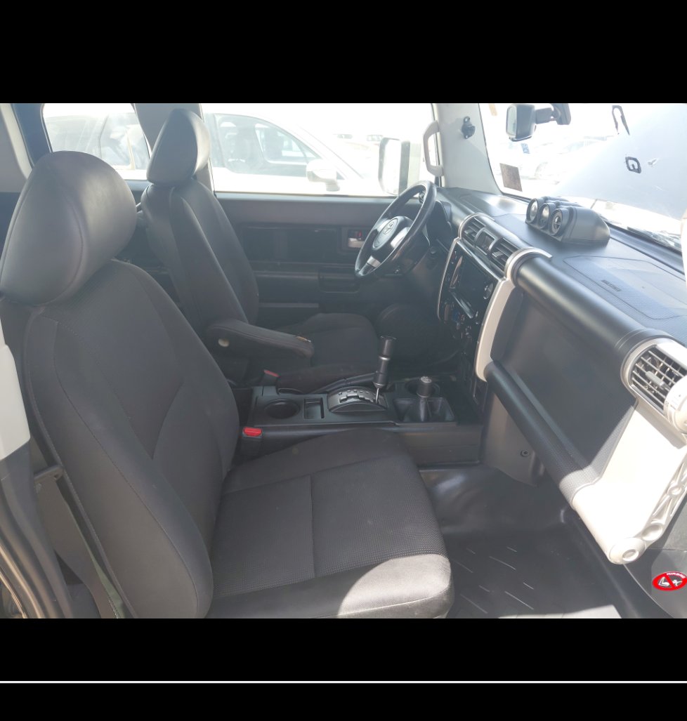 تويوتا إف جي كروزر  2022 image