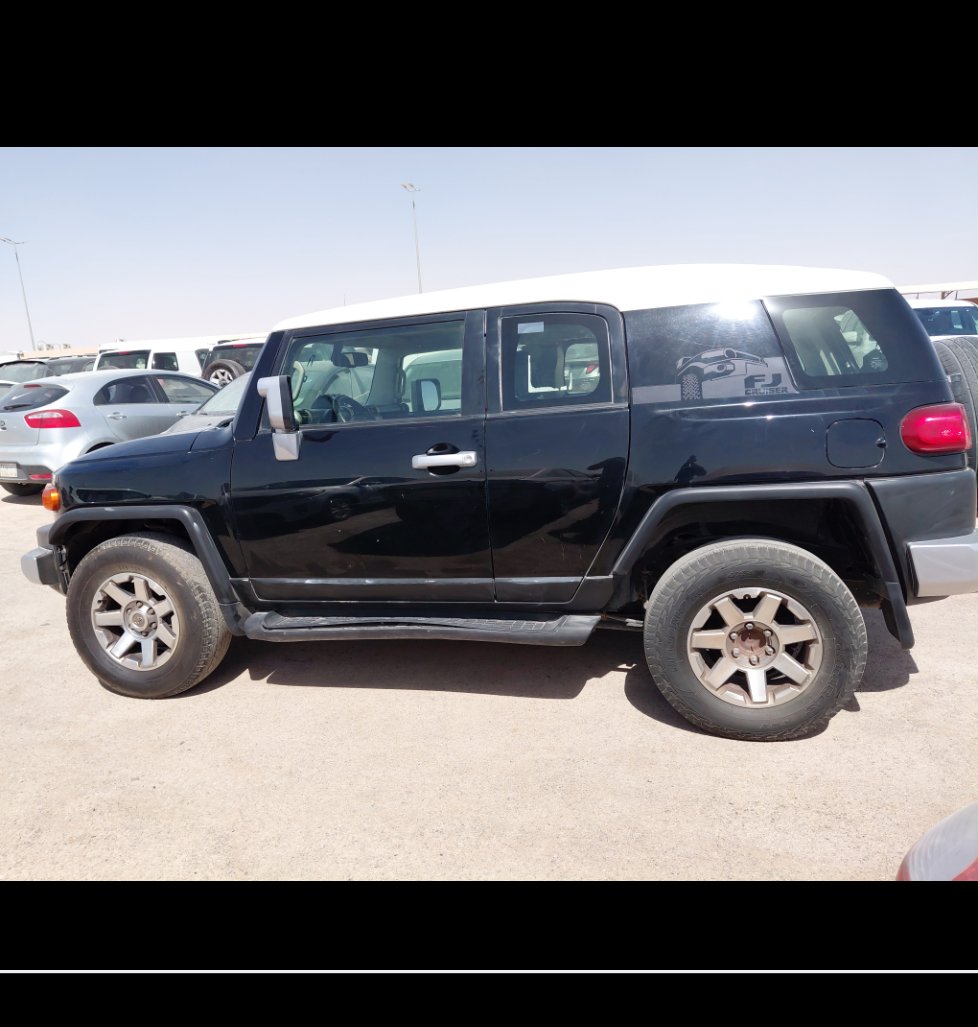 تويوتا إف جي كروزر  2022 image