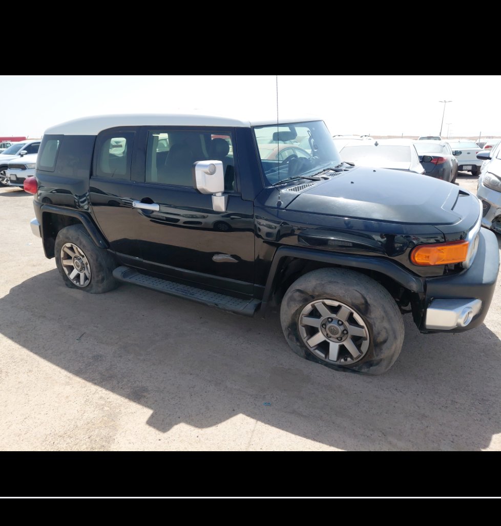 تويوتا إف جي كروزر  2022 image