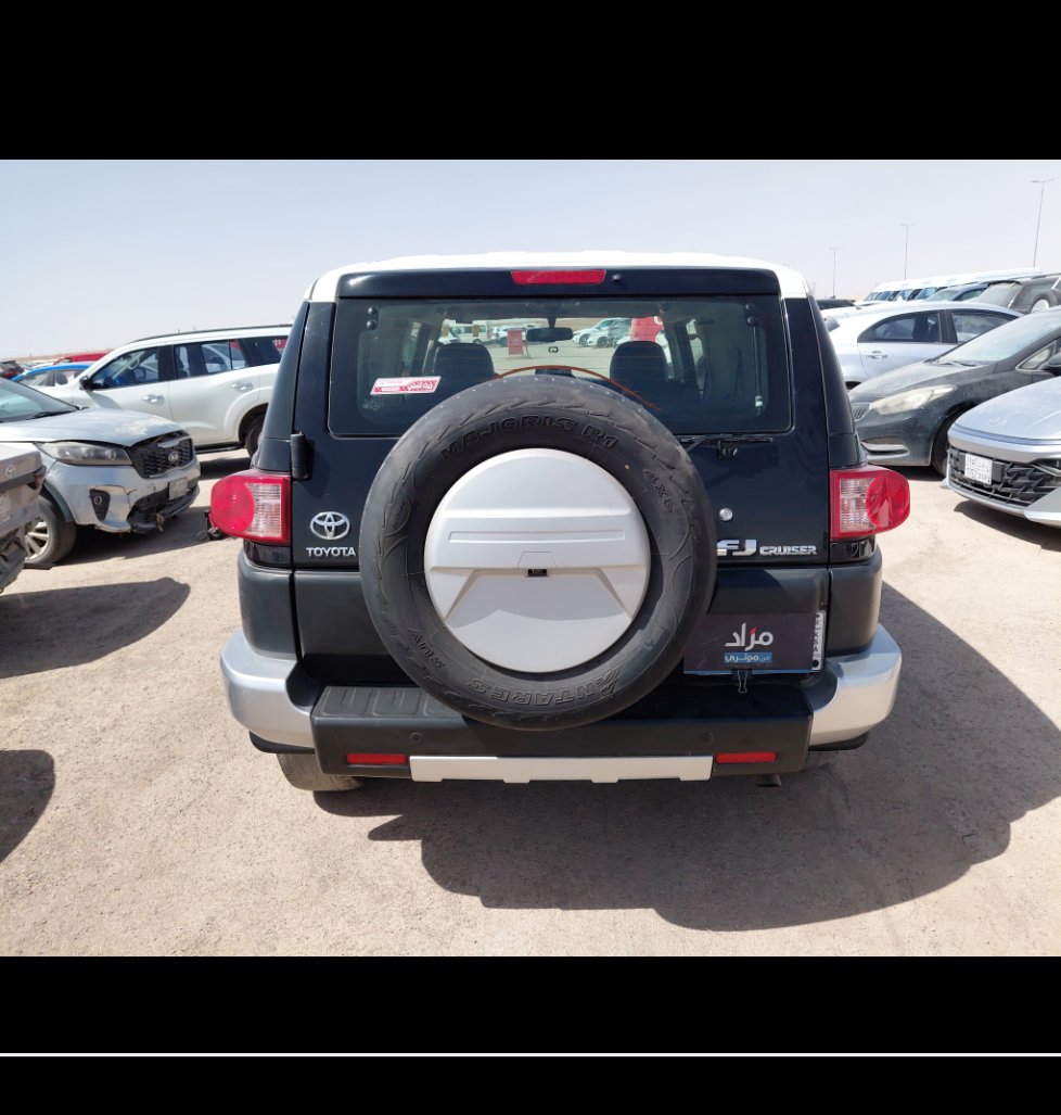 تويوتا إف جي كروزر  2022 image