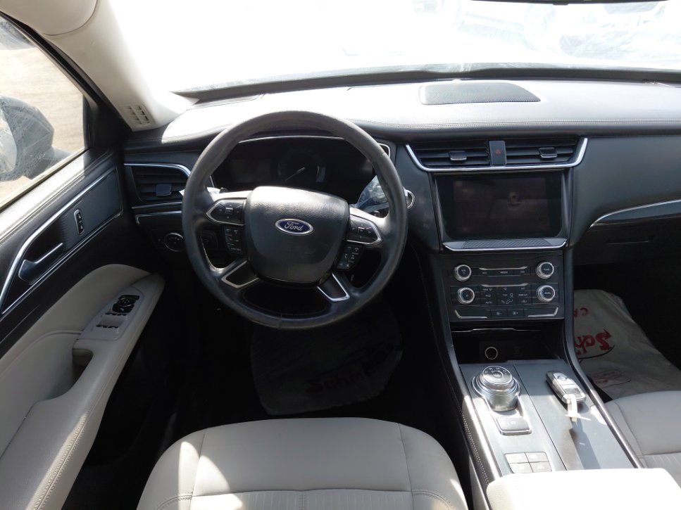 Ford Taurus  2020 image