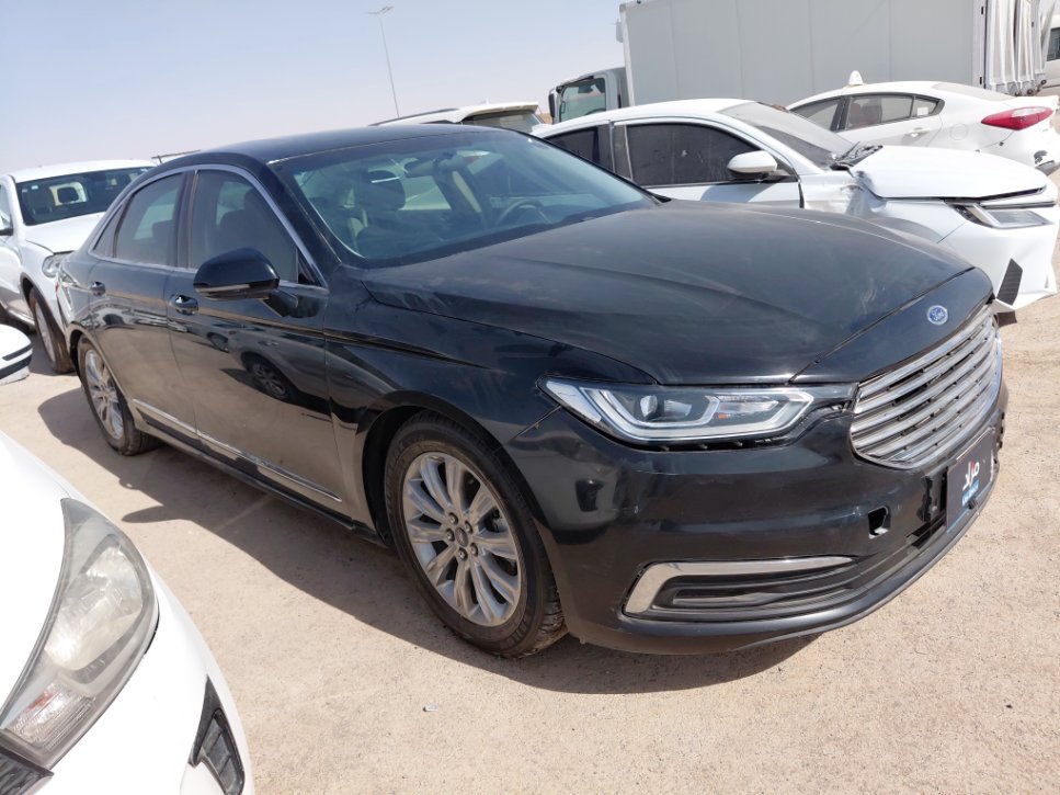 Ford Taurus  2020 image