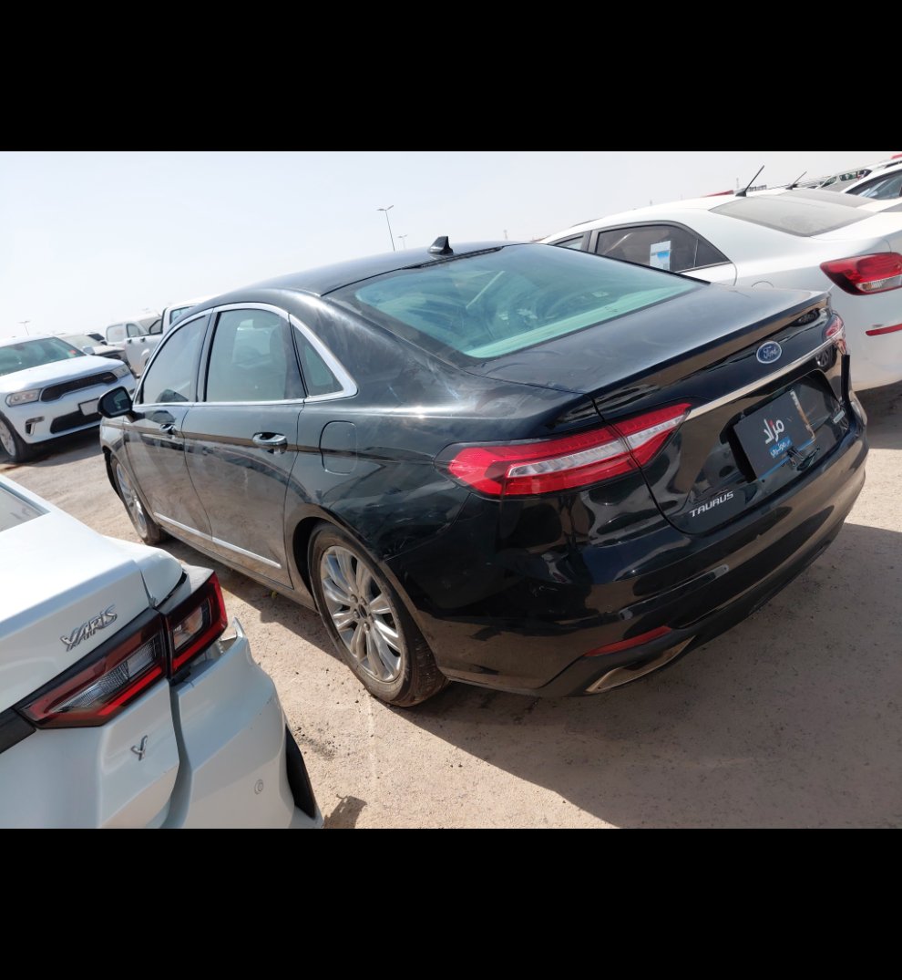 Ford Taurus  2020 image