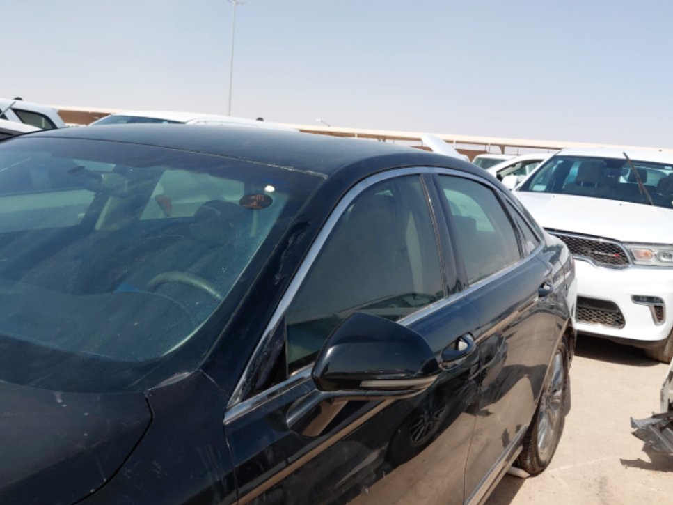 Ford Taurus  2020 image