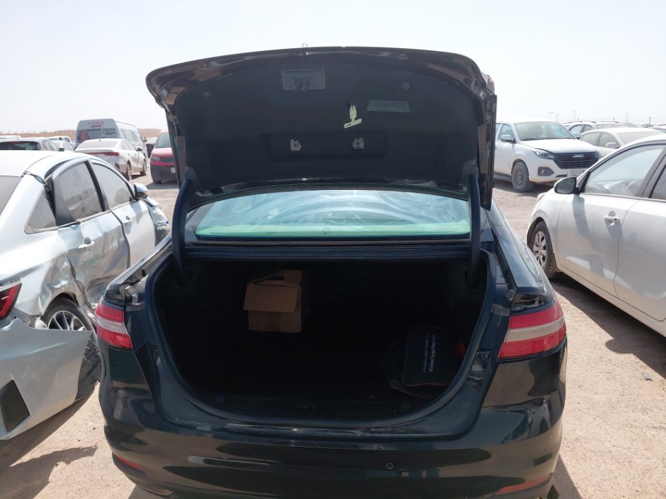 Ford Taurus  2020 image