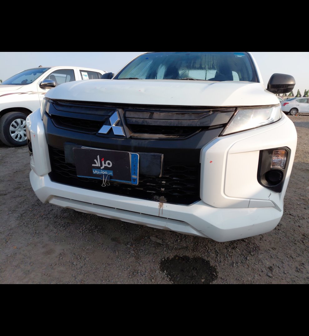 Mitsubishi L200  2022 image