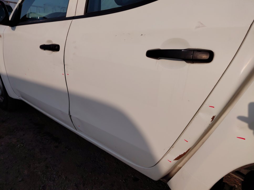 Mitsubishi L200  2022 image