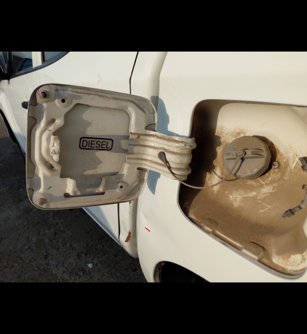 Mitsubishi L200  2022 image