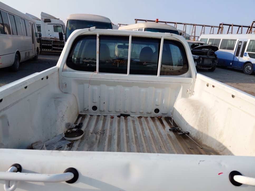 Mitsubishi L200  2022 image