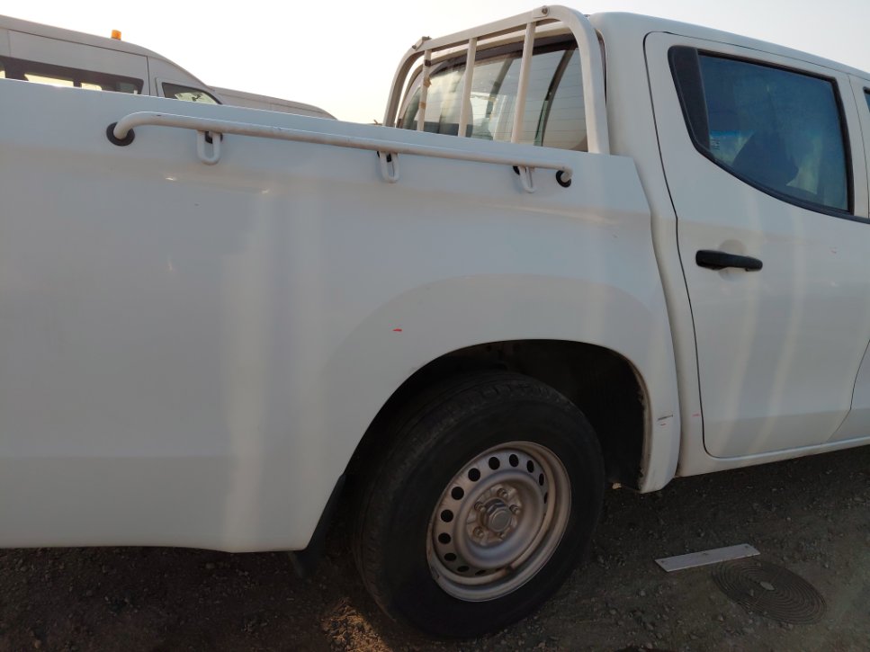 Mitsubishi L200  2022 image