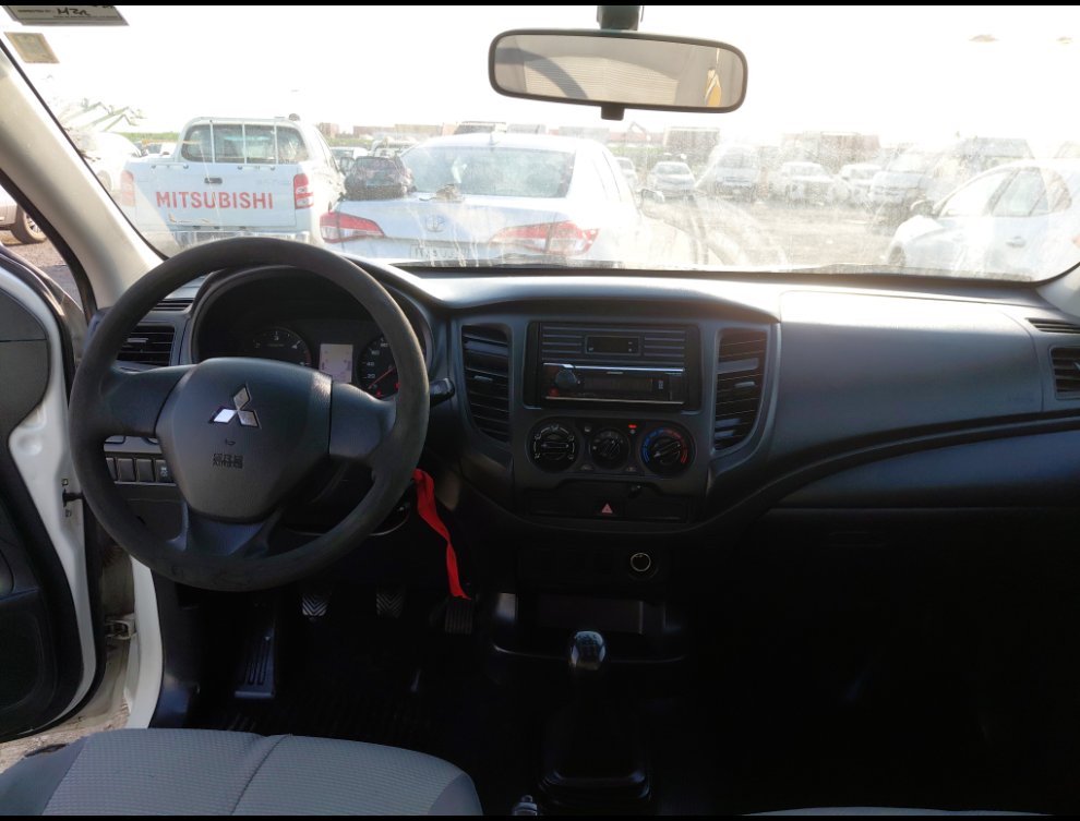 ميتسوبيشي L200  2022 image