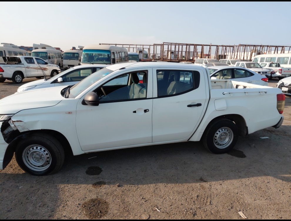 ميتسوبيشي L200  2022 image