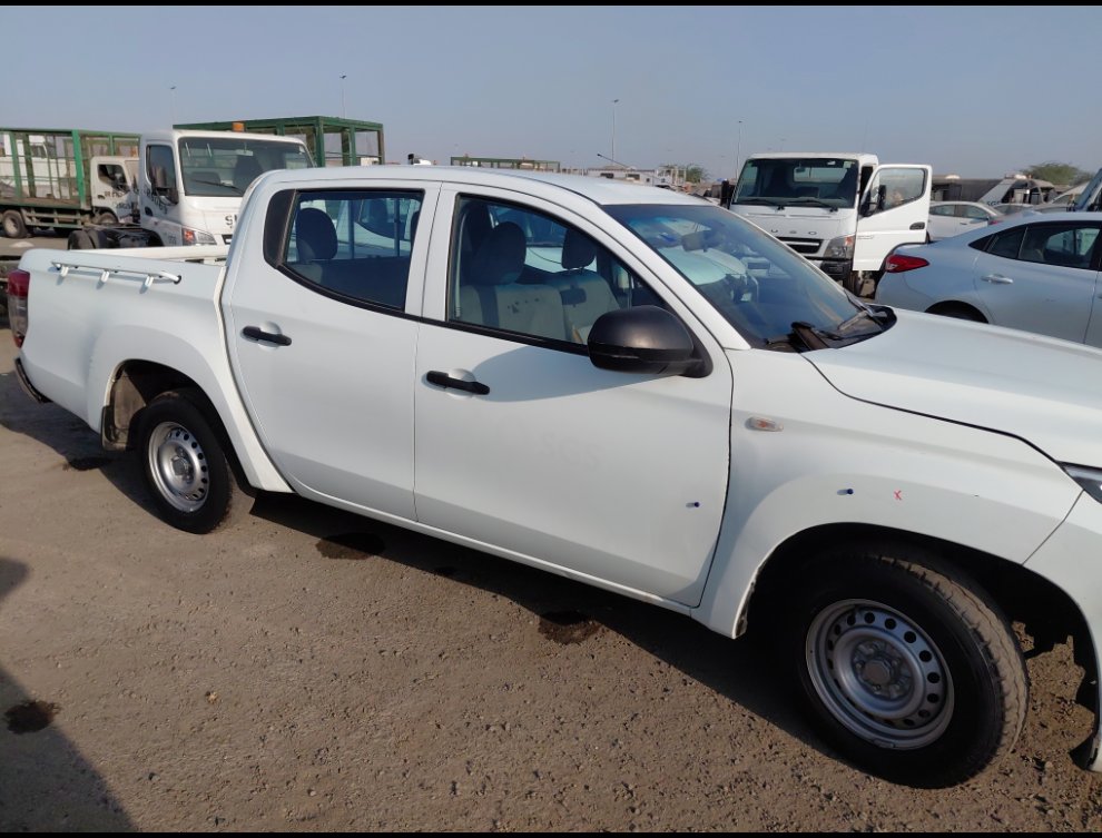 ميتسوبيشي L200  2022 image