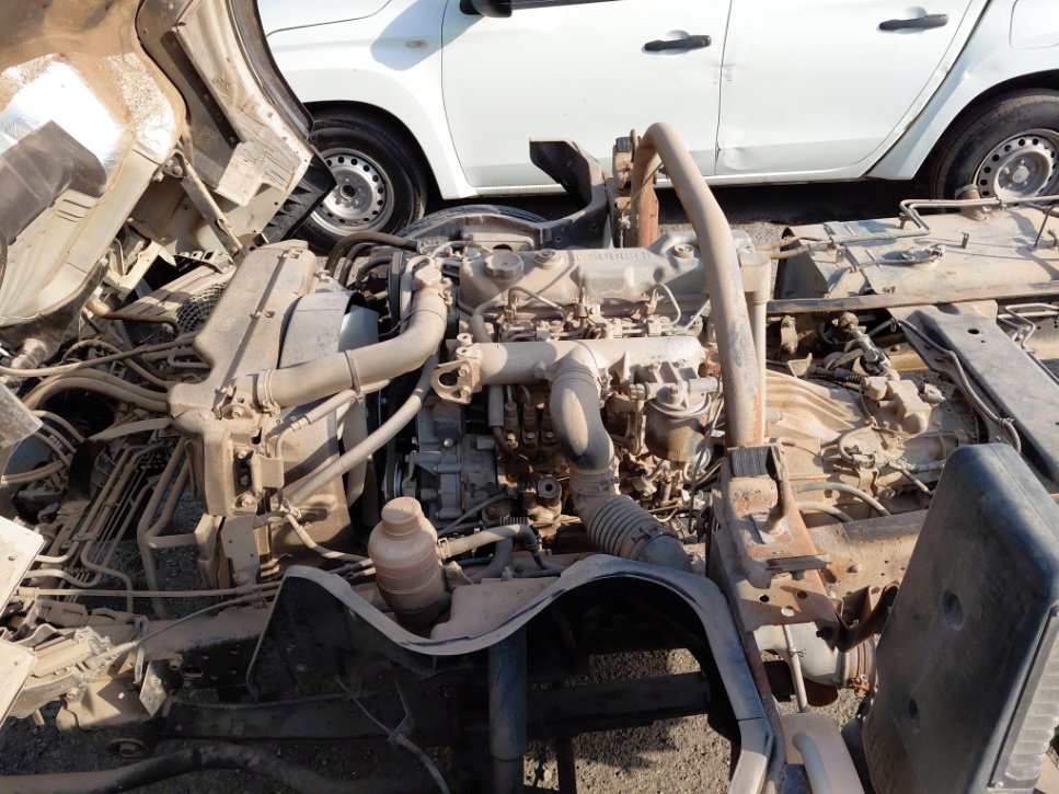 Mitsubishi Canter FUSO 2017 image