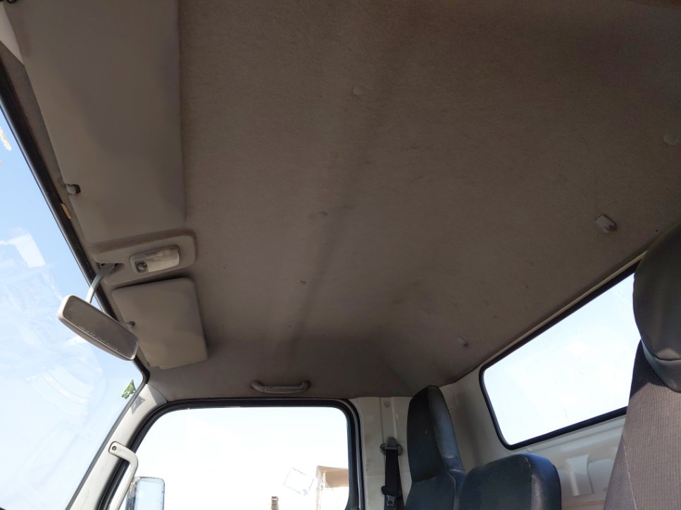 Mitsubishi Canter FUSO 2017 image