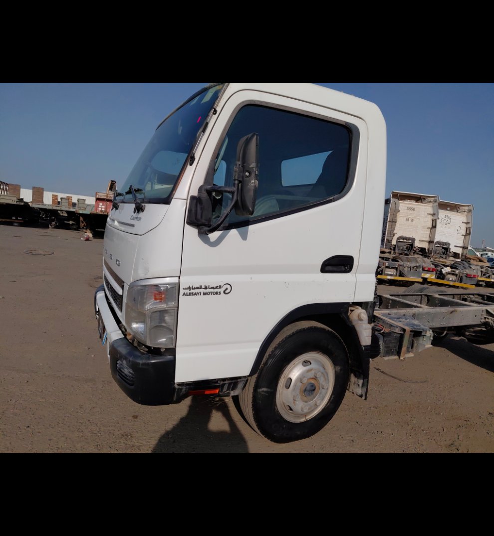 Mitsubishi Canter FUSO 2017 image