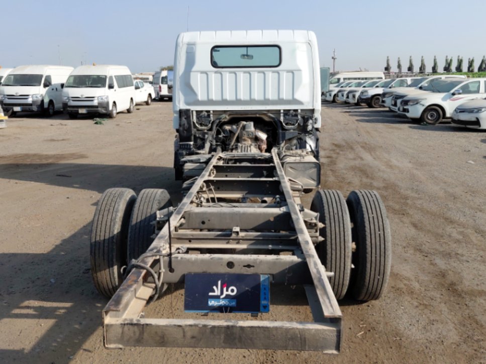 Mitsubishi Canter FUSO 2017 image