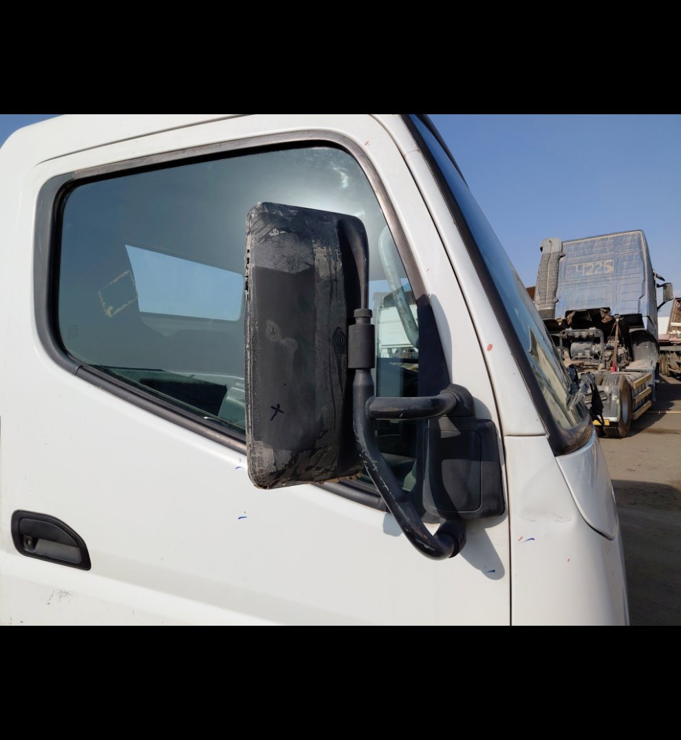 Mitsubishi Canter FUSO 2017 image