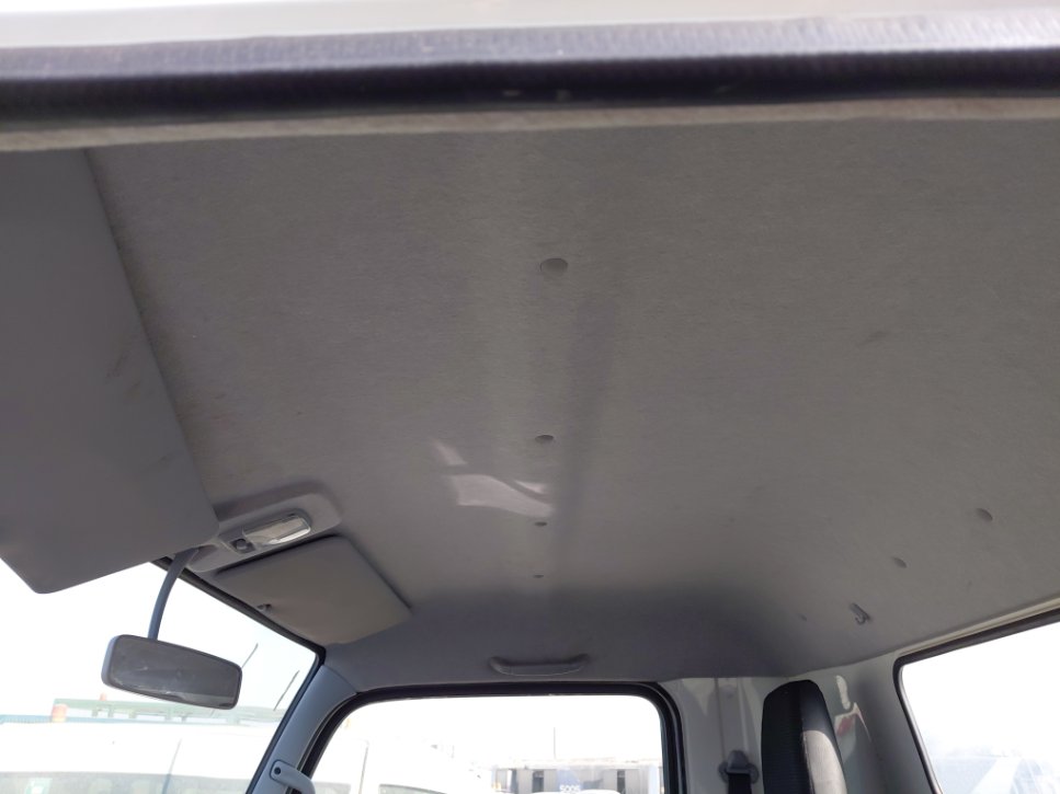 Mitsubishi Canter FUSO 2017 image