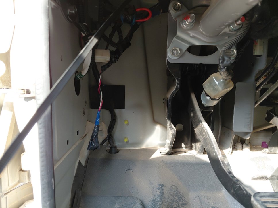 Mitsubishi Canter FUSO 2017 image