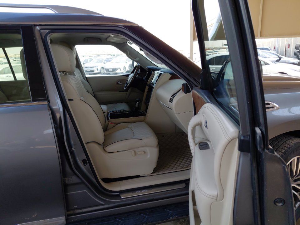 نيسان باترول PLATINUM SPORTS UTILITY 2020 image