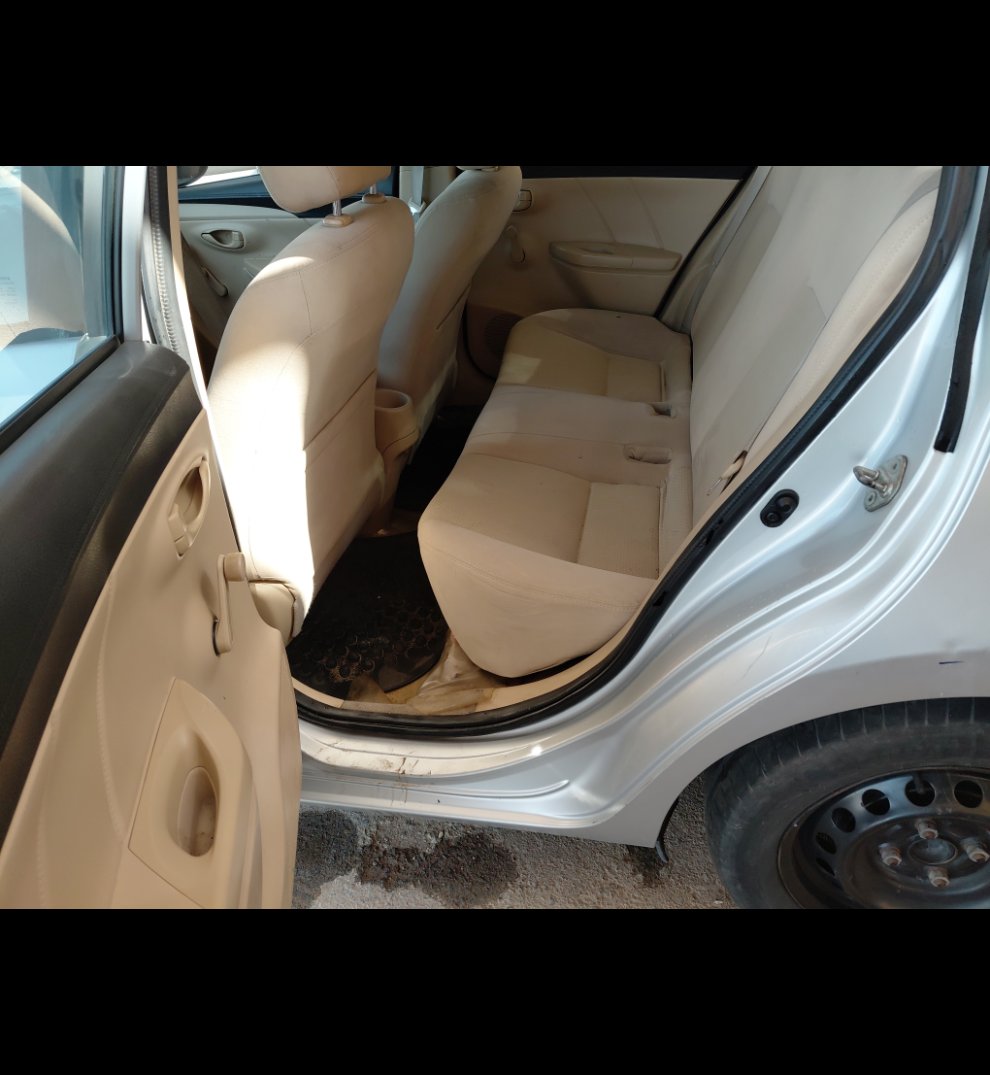 تويوتا يارس  2016 image