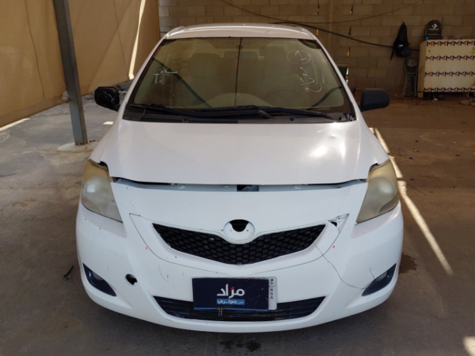 تويوتا يارس  2013