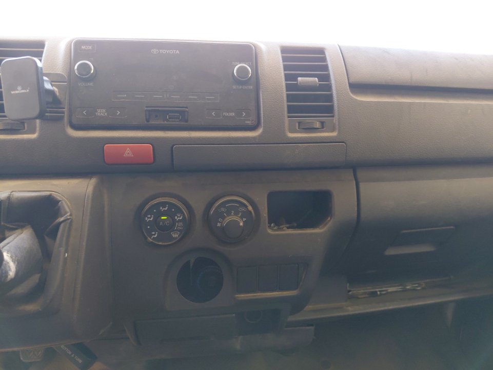 تويوتا هايس فان  2016 image