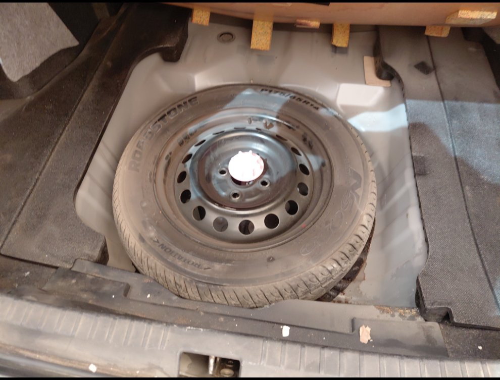 Toyota Yaris  2014 image