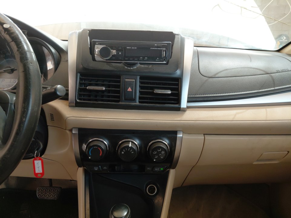 تويوتا يارس  2017 image