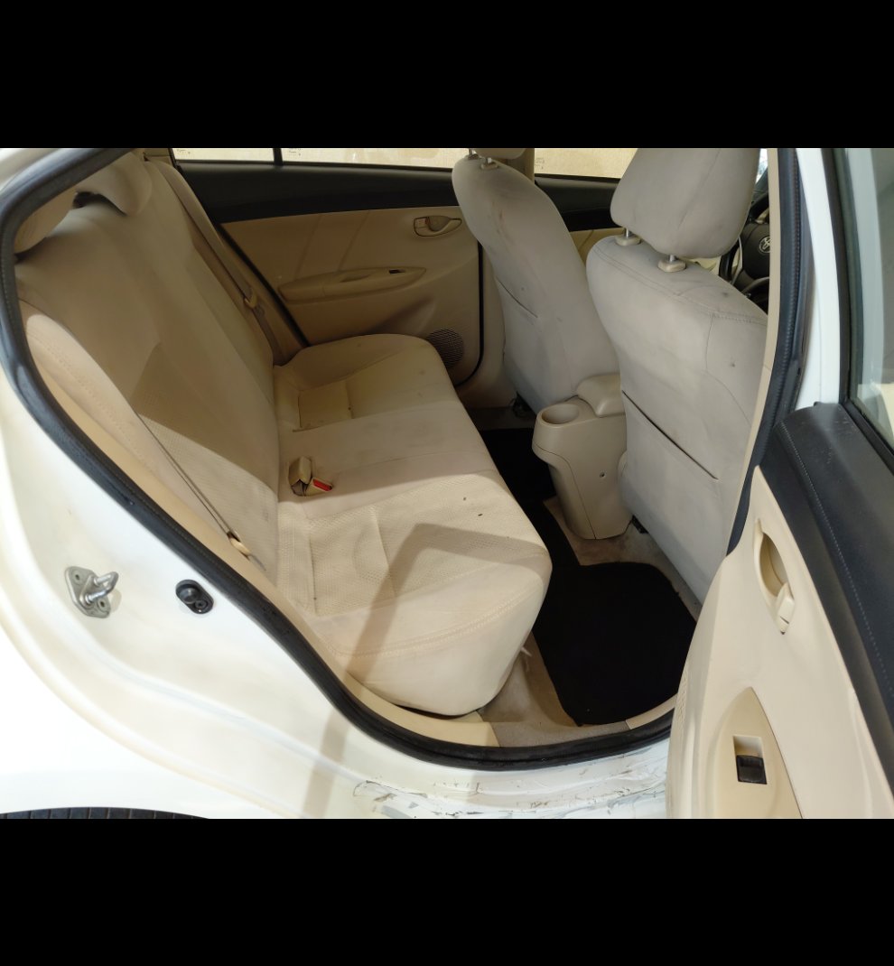 تويوتا يارس  2017 image