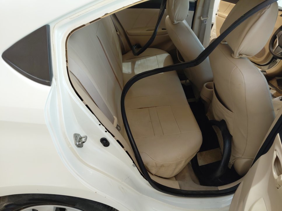 تويوتا يارس  2016 image