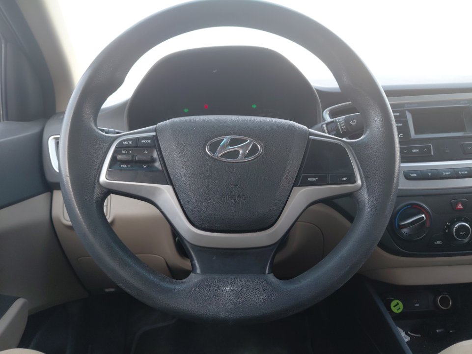 هيونداي أكسنت Smart  2022 image