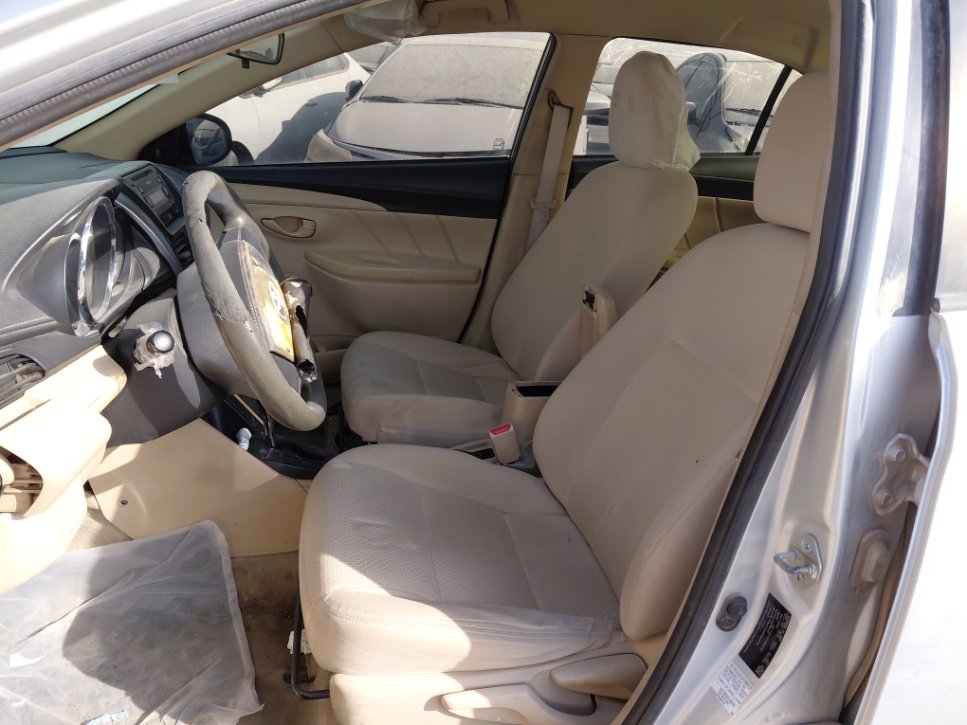 تويوتا يارس  2015 image