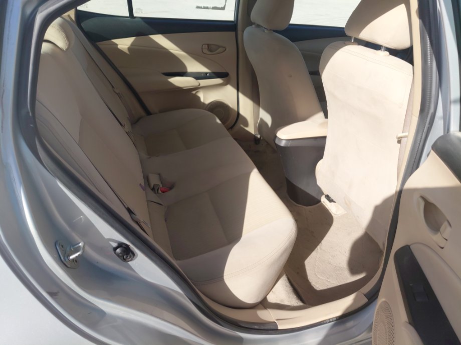 تويوتا يارس  2021 image