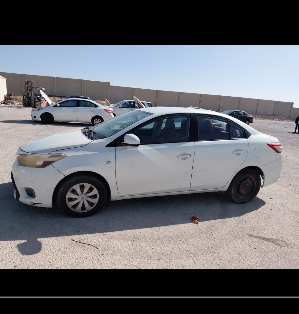 تويوتا يارس  2015 image