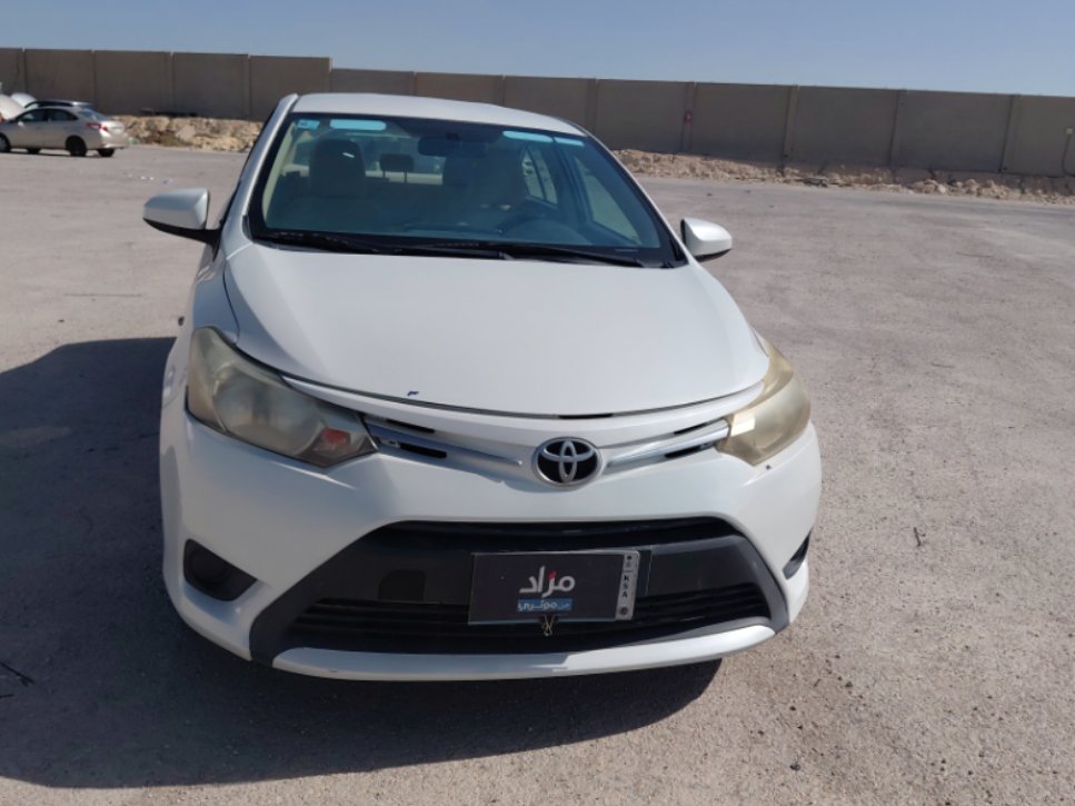 تويوتا يارس  2017
