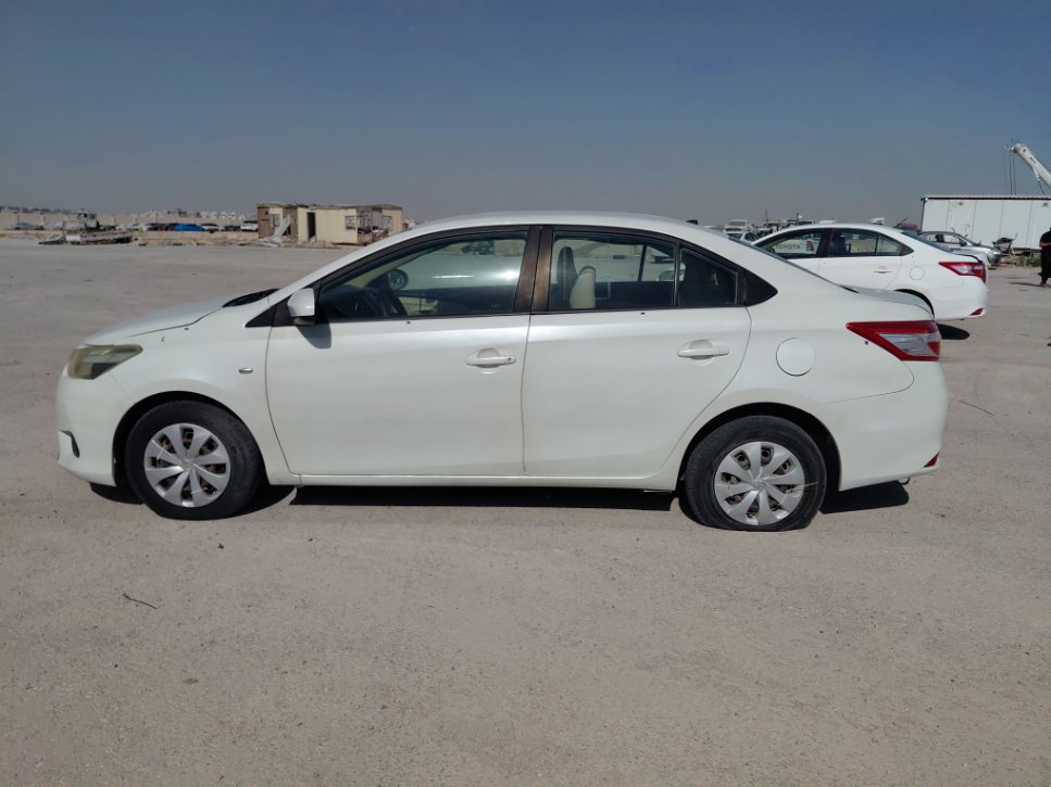 تويوتا يارس  2017 image