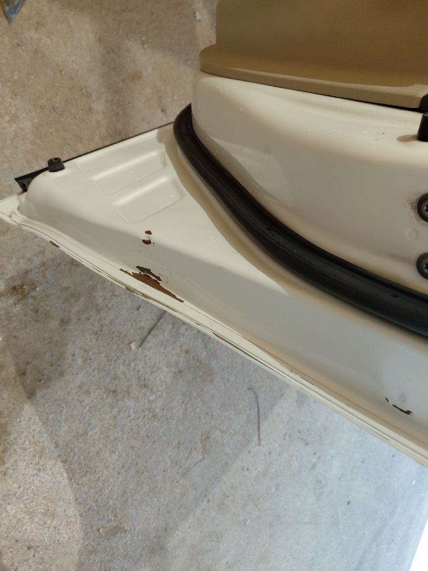 تويوتا كامري جي ال ليميتد  2017 image