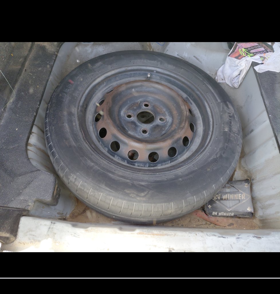 Toyota Yaris  2015 image