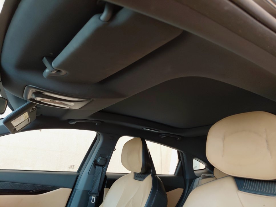 Changan UNI-V LUX 2024 image